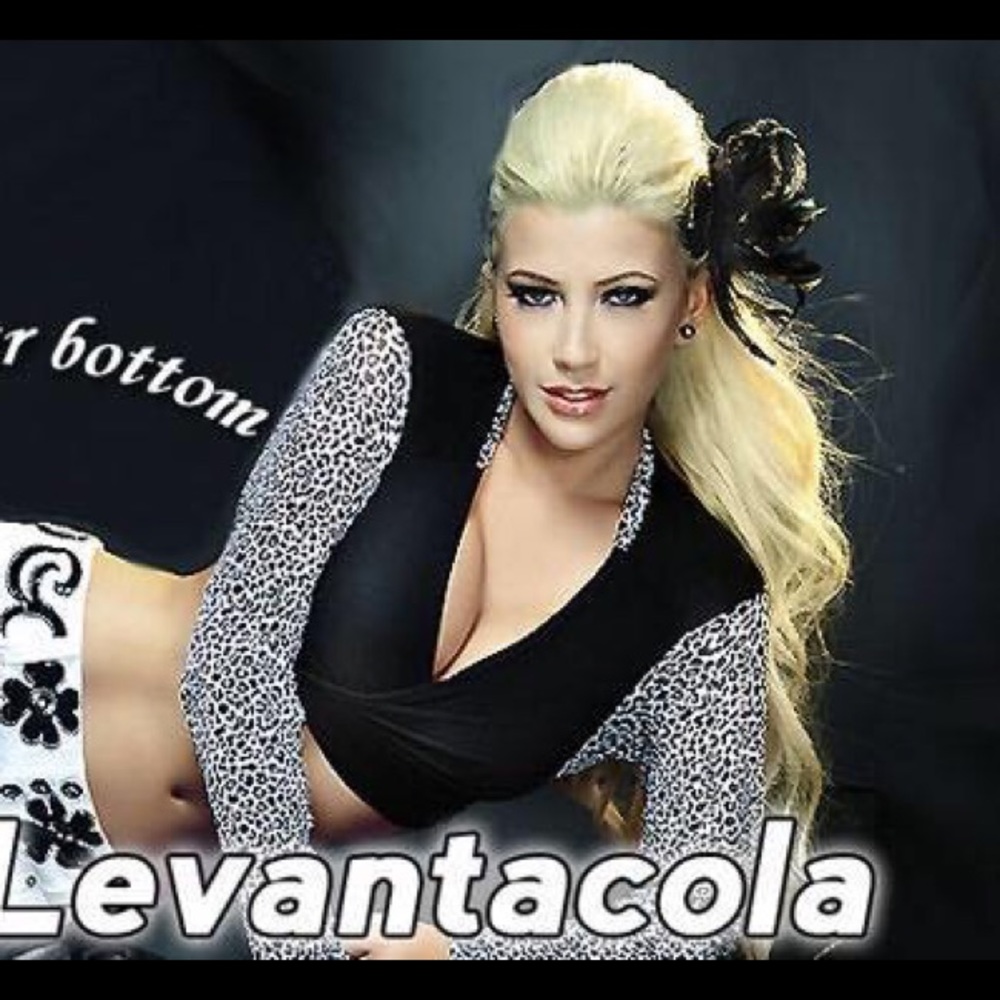 - *New* Authentic Colombian yellow Push Up Jeans Butt Lift,